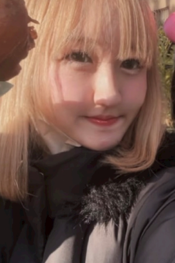 真菜香(20)
