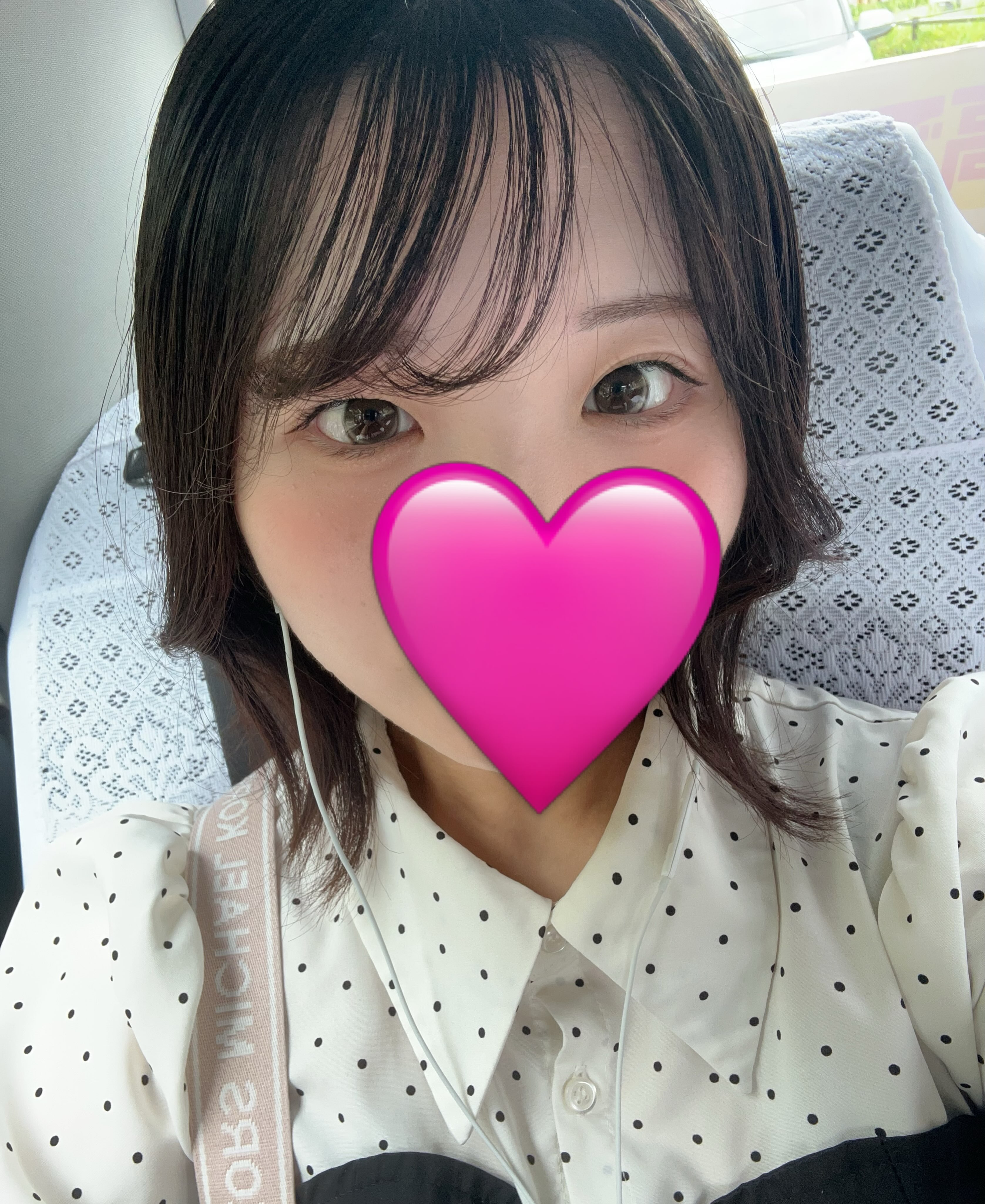 遥です!これは遅刻してタクのってるわたし